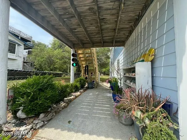 $665,000 | 928 General Whiting Boulevard, Kure Beach, NC 28449