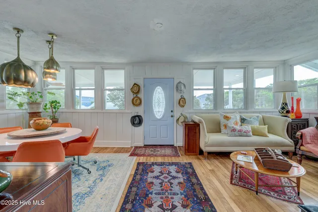 $665,000 | 928 General Whiting Boulevard, Kure Beach, NC 28449