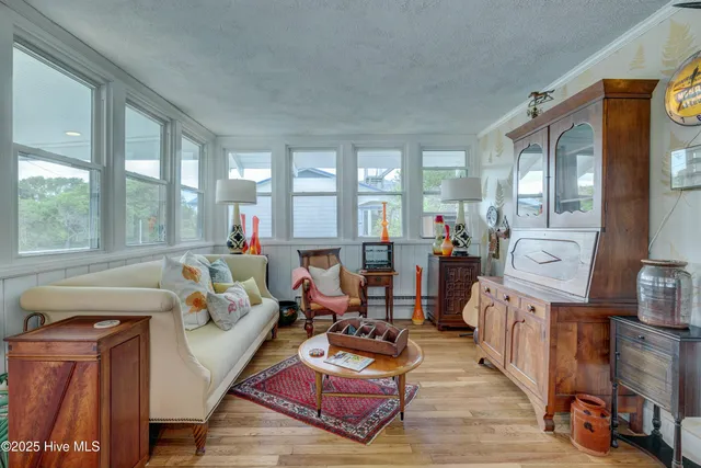 $665,000 | 928 General Whiting Boulevard, Kure Beach, NC 28449