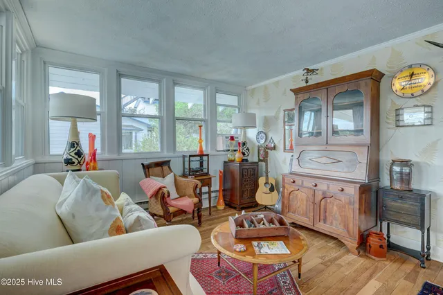 $665,000 | 928 General Whiting Boulevard, Kure Beach, NC 28449