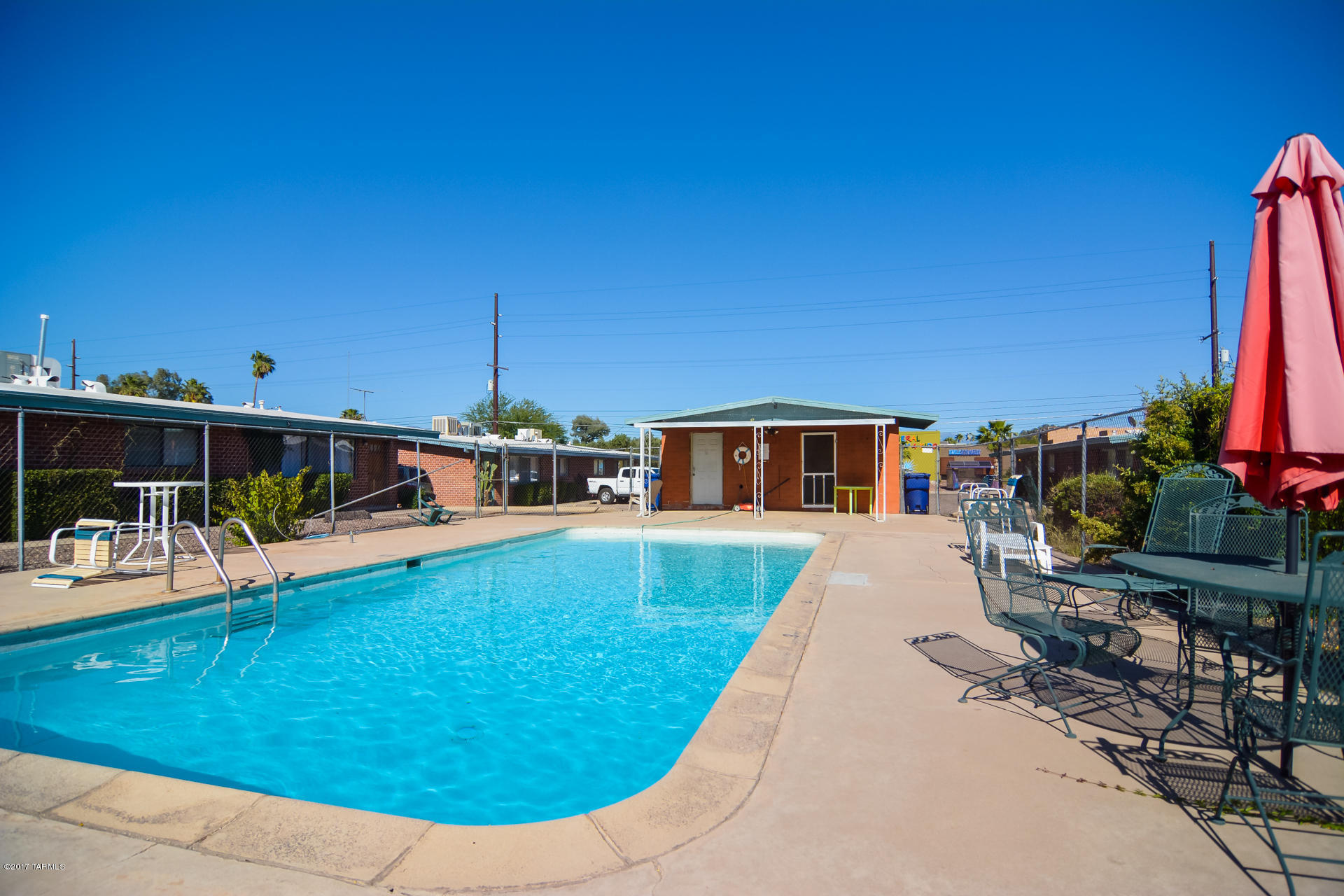 2121 North Country Club Road Tucson, AZ 85716 - Photo 3 of 21