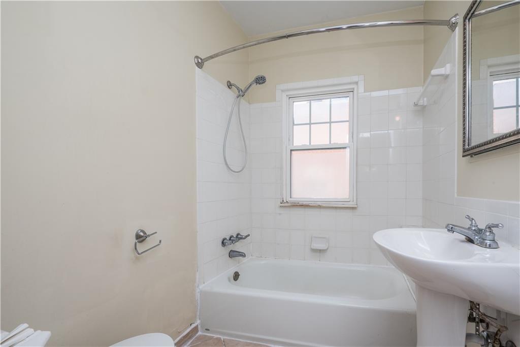 347 Beadling Road Pittsburgh, PA 15228 - Photo 18 of 25 Gallery Image 18