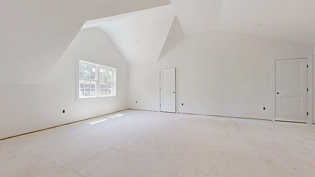 4 Barrows Road Worcester, MA 01609 - Photo 13 of 30