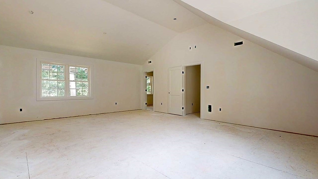 4 Barrows Road Worcester, MA 01609 - Photo 14 of 30