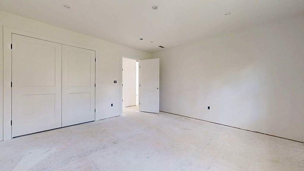 4 Barrows Road Worcester, MA 01609 - Photo 18 of 30