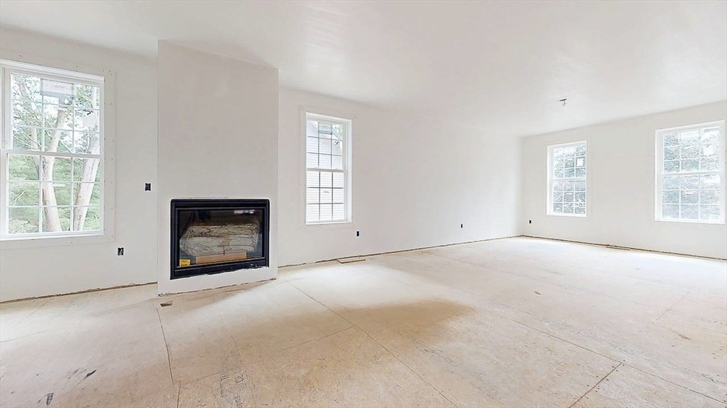 4 Barrows Road Worcester, MA 01609 - Photo 2 of 30