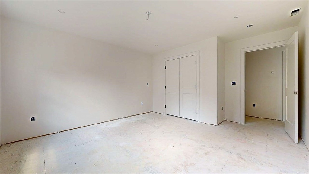 4 Barrows Road Worcester, MA 01609 - Photo 21 of 30