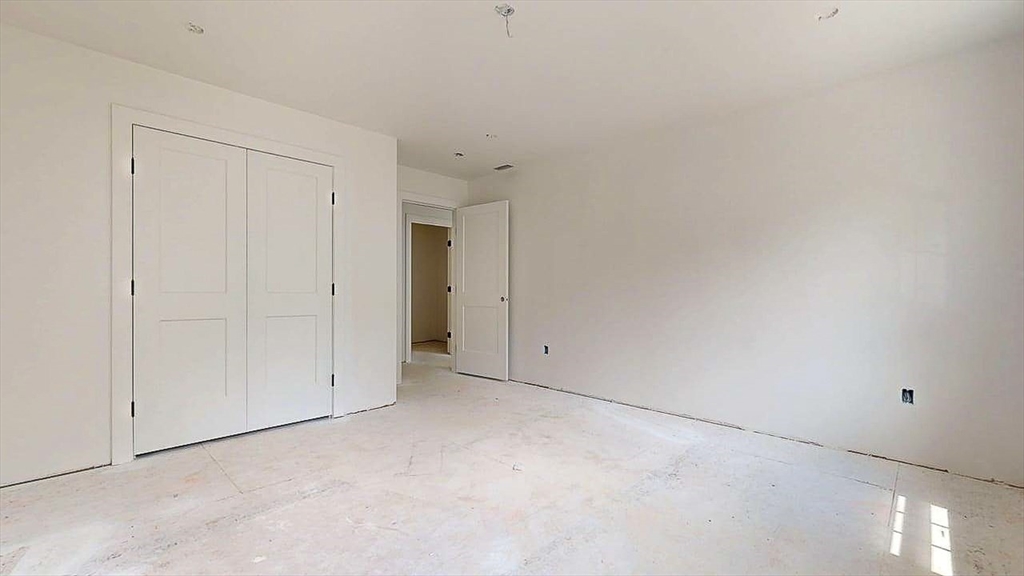 4 Barrows Road Worcester, MA 01609 - Photo 22 of 30