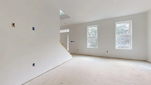 $989,900 | 4 Barrows Road, Worcester, MA 01609