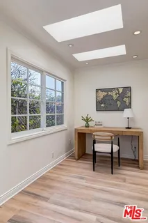 $2,495,000 | 10514 Kinnard Avenue, Los Angeles, CA 90024