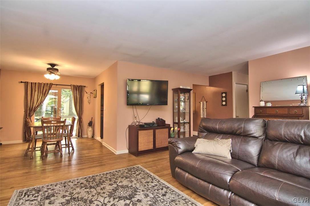 1250 Sugar Mountain Road West Bushkill, PA 18324 - Photo 11 of 40 Gallery Image 11