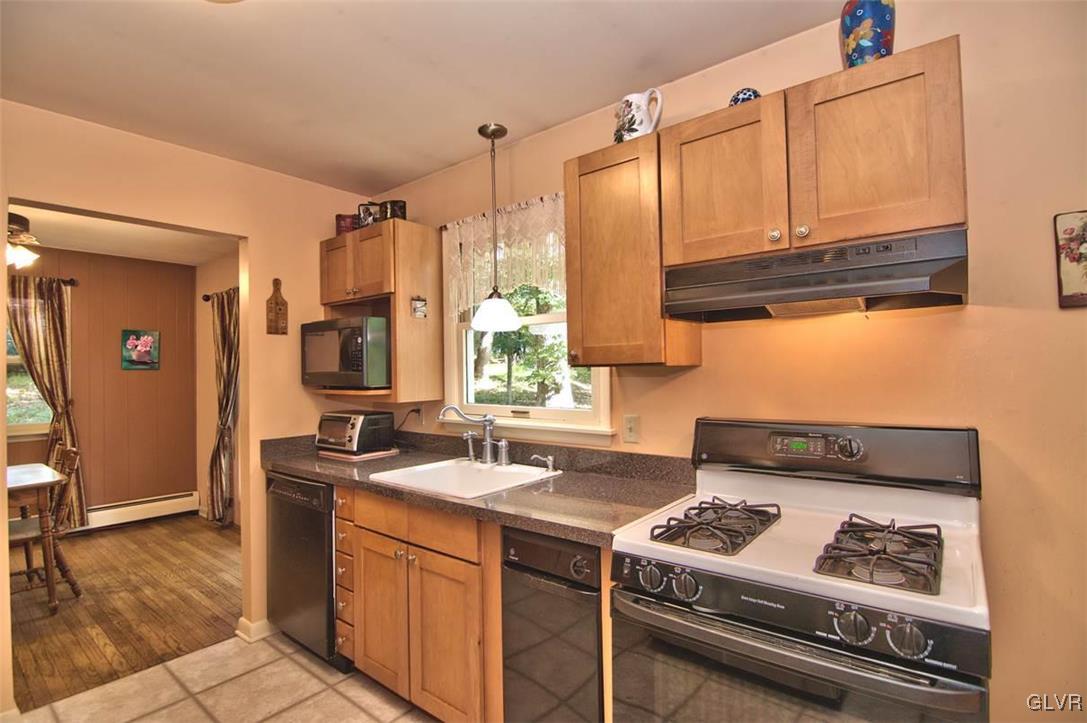 1250 Sugar Mountain Road West Bushkill, PA 18324 - Photo 20 of 40 Gallery Image 20