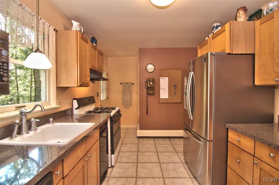1250 Sugar Mountain Road West Bushkill, PA 18324 - Photo 22 of 40 Gallery Image 22