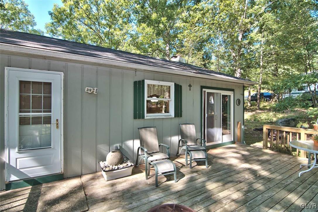 1250 Sugar Mountain Road West Bushkill, PA 18324 - Photo 5 of 40 Gallery Image 5