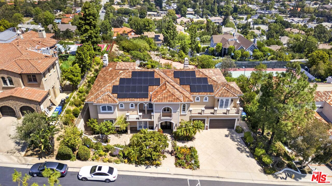 22355 South Summit Ridge Circle Chatsworth, CA 91311 - Photo 2 of 75