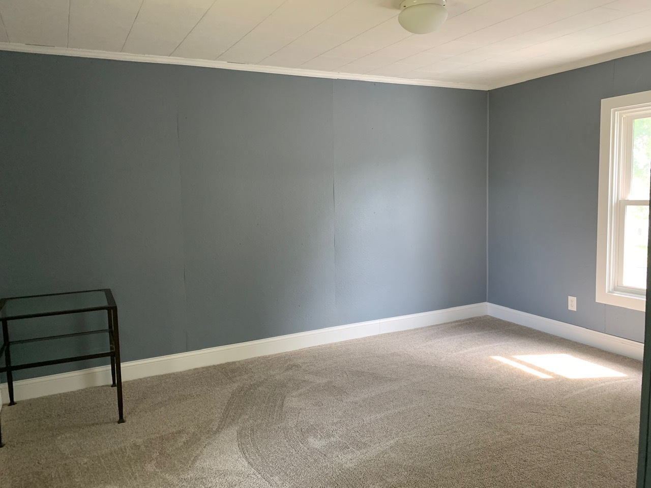 13920 Crosby Road Morrison, IL 61270 - Photo 21 of 30 an empty room with windows