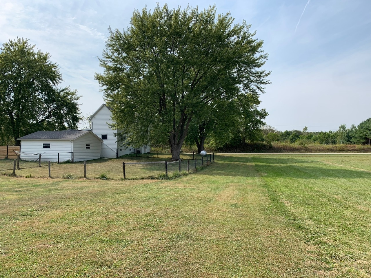 13920 Crosby Road Morrison, IL 61270 - Photo 29 of 30 a view of swimming pool with a yard