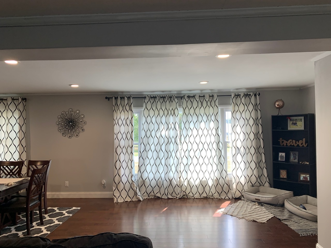 13920 Crosby Road Morrison, IL 61270 - Photo 9 of 30 a view of room with window and hardwood floor