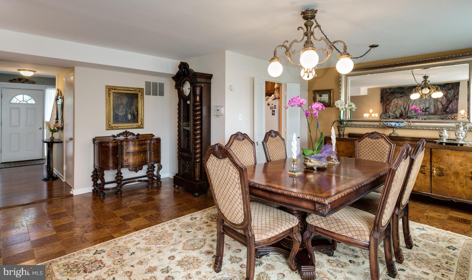 563 Summit Hall Road Gaithersburg, MD 20877 - Photo 3 of 27 Spacious Formal Dining Room w/Hardwood Floors