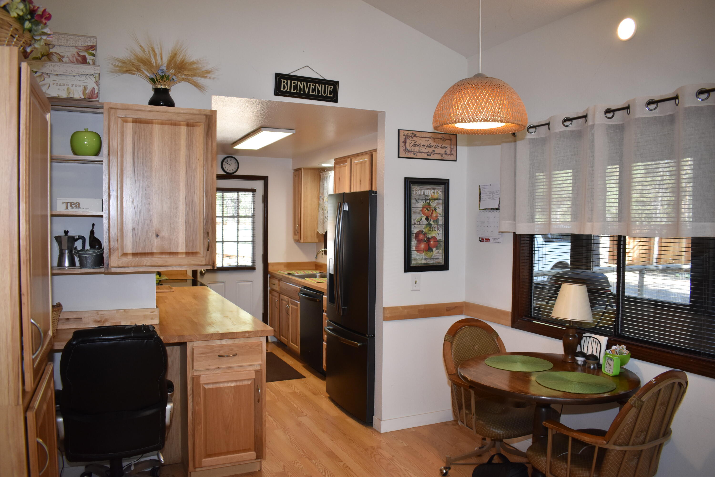 15859 Juniper Road La Pine, OR 97739 - Photo 26 of 46 DSC_0004