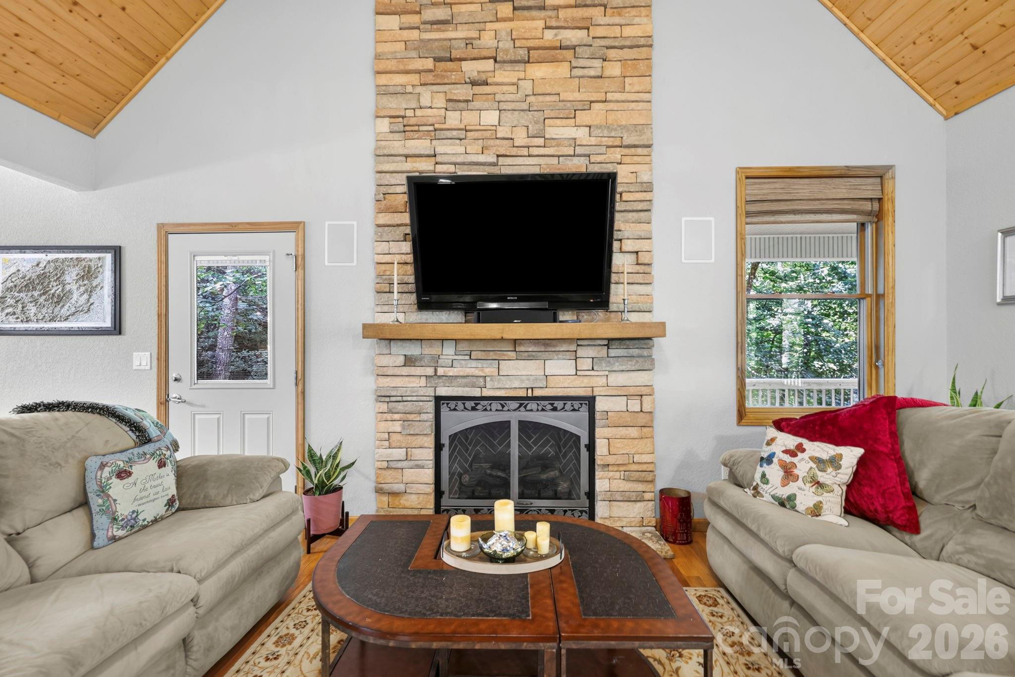 149 Oriole Road Brevard, NC 28712 - Photo 9 of 42
