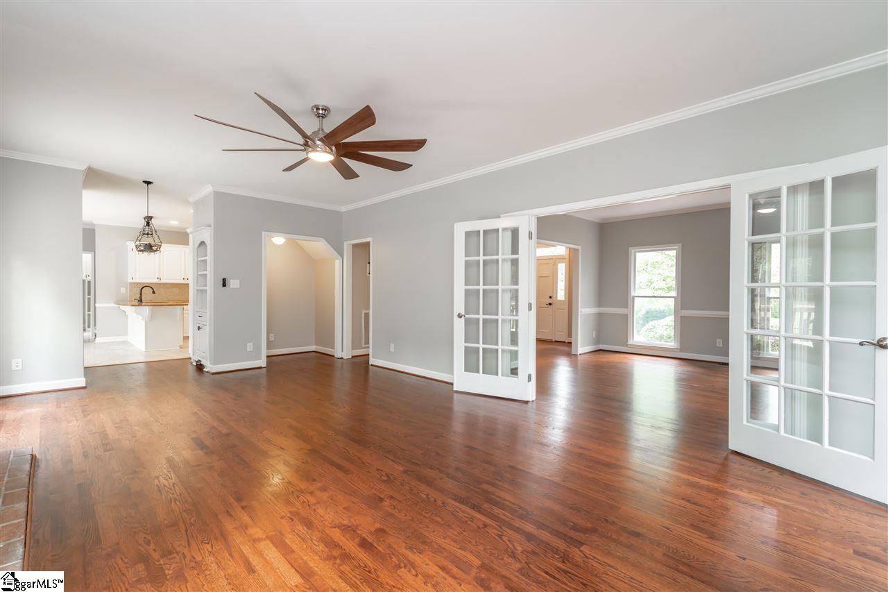 210 Longleaf Road Spartanburg, SC 29301 - Photo 5 of 35 Gallery Image 5