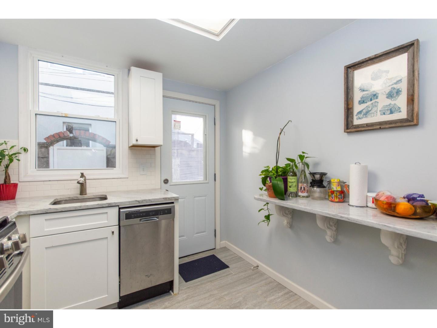 1829 McClellan Street Philadelphia, PA 19145 - Photo 9 of 22 Gallery Image 9