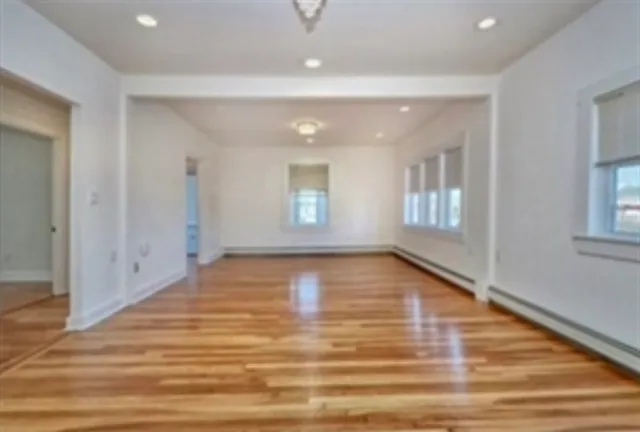 $3,100 | 12 Armory Street, Unit 2, Wakefield, MA 01880