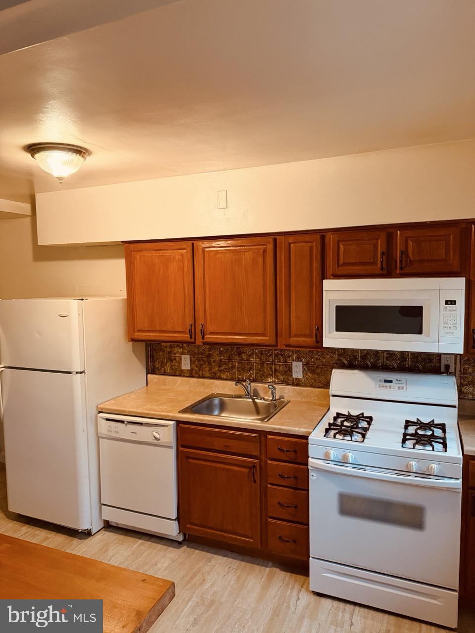5517 Hillen Road Baltimore, MD 21239 - Photo 6 of 14