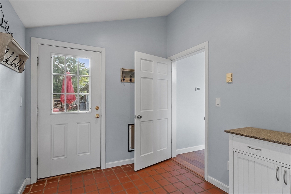 83 Karen Road Framingham, MA 01701 - Photo 26 of 33 Gallery Image 26