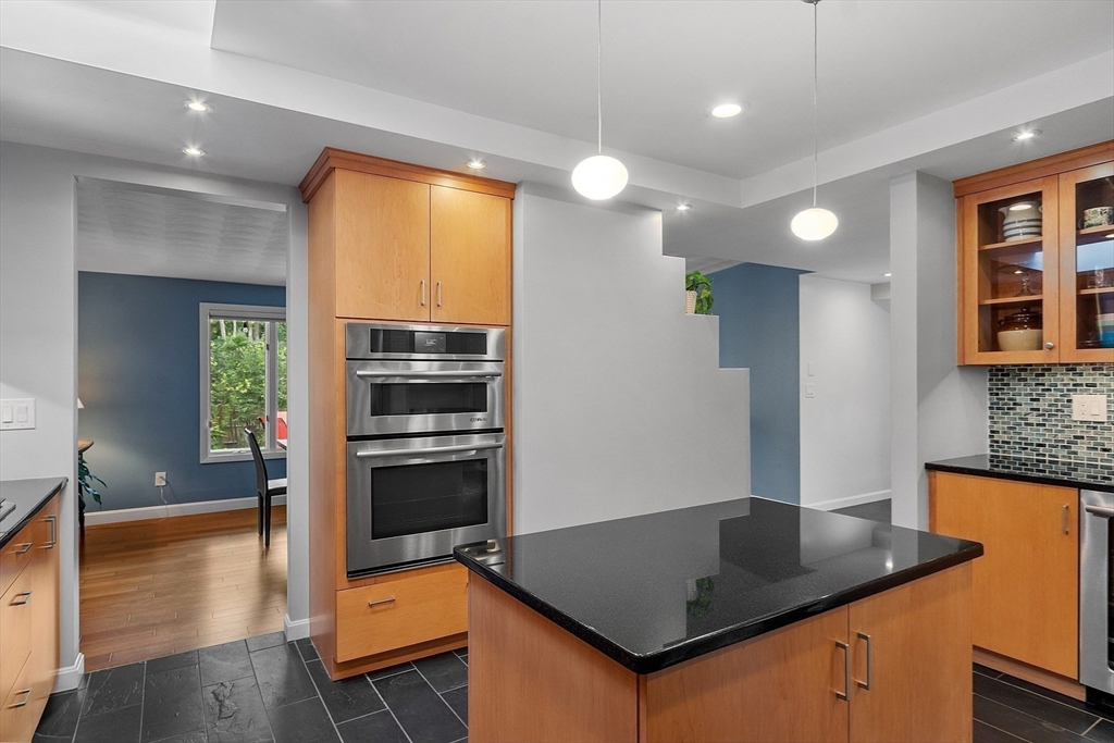 83 Karen Road Framingham, MA 01701 - Photo 7 of 33 Gallery Image 7