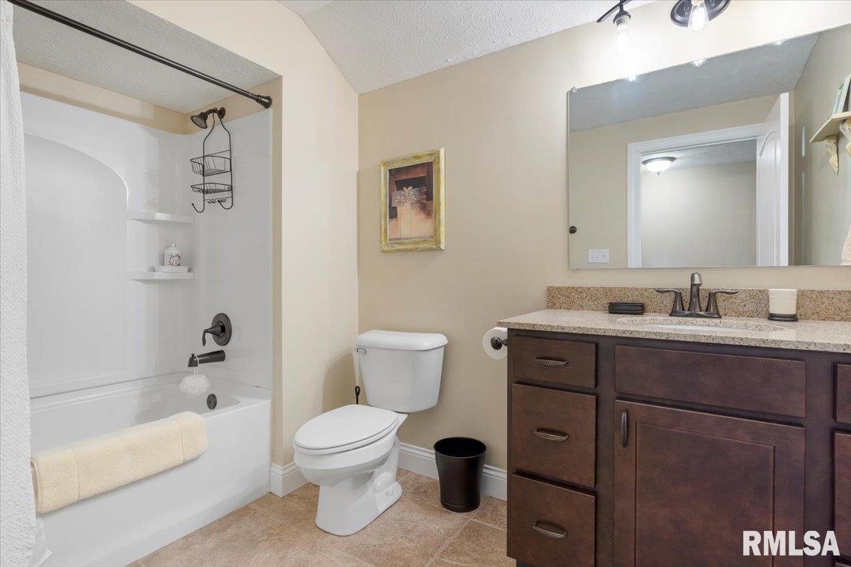 2702 Rutherford Trek Springfield, IL 62711 - Photo 34 of 46 Gallery Image 34
