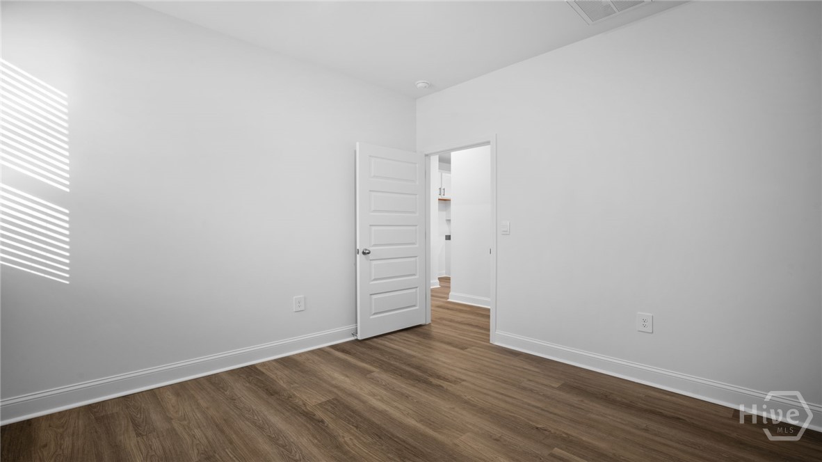 1013 Lakes Boulevard Brunswick, GA 31525 - Photo 22 of 29