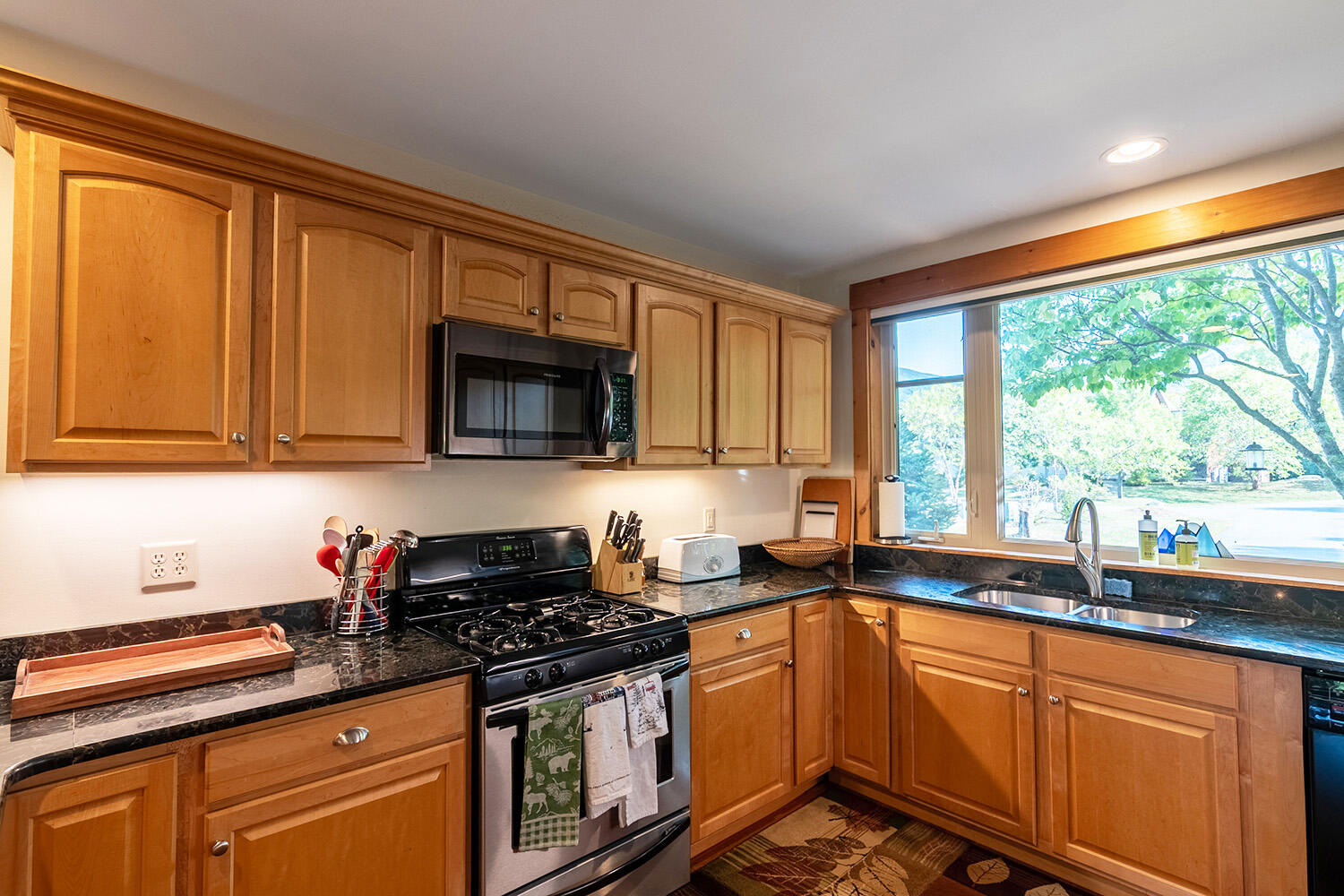 5001 Snubber Drive, Unit 5001 Carrabassett Valley, ME 04947 - Photo 12 of 36 CM5_3022-HDR copy