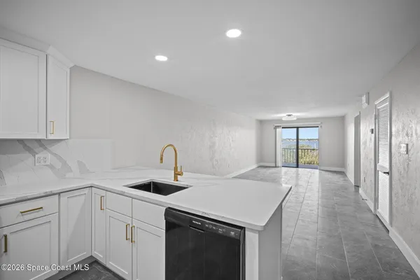 $310,000 | 1025 Rockledge Drive, Unit 502A, Rockledge, FL 32955