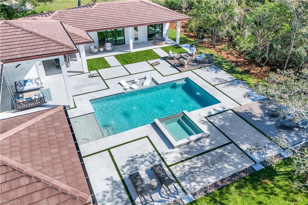 18 Caribbean Road Naples, FL 34108 - Photo 42 of 45