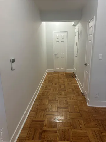 $2,195 | 230 Pelham Road, Unit 1O, New Rochelle, NY 10805