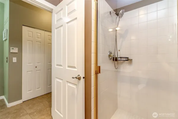 $3,500 | 4127 248th Court Southeast, Sammamish, WA 98029