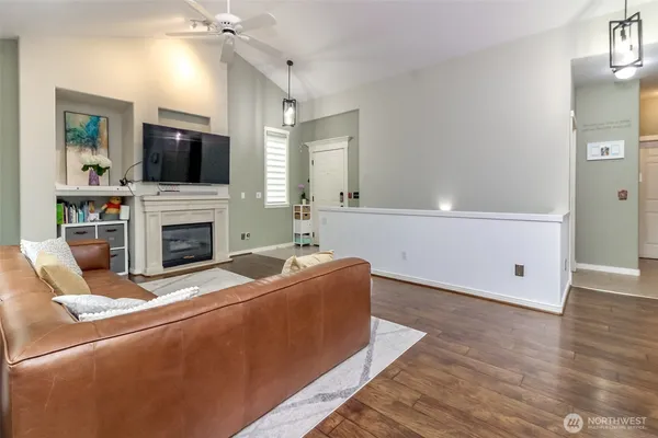 $3,500 | 4127 248th Court Southeast, Sammamish, WA 98029