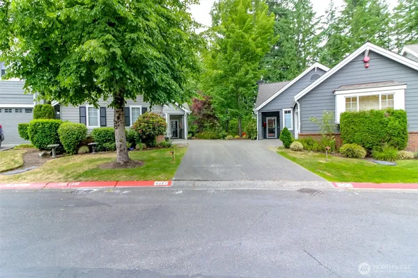 $3,500 | 4127 248th Court Southeast, Sammamish, WA 98029