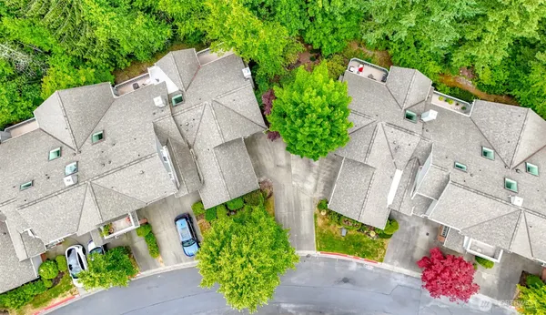 $3,500 | 4127 248th Court Southeast, Sammamish, WA 98029
