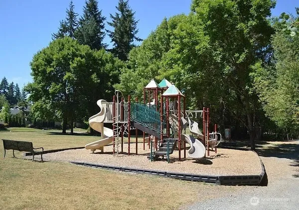 $3,500 | 4127 248th Court Southeast, Sammamish, WA 98029