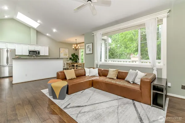 $3,500 | 4127 248th Court Southeast, Sammamish, WA 98029