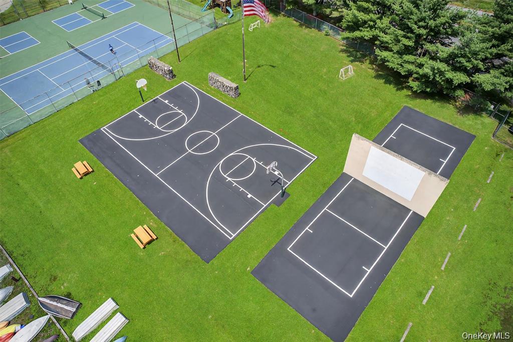 2 The Curve Road Rock Hill, NY 12775 - Photo 34 of 35 a view of a tennis ground with a large tree