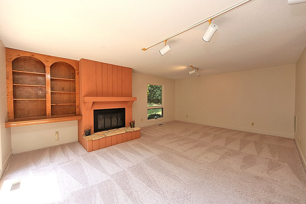 5120 Bartons Road Raleigh, NC 27613 - Photo 13 of 26 Den/Family/Great Room