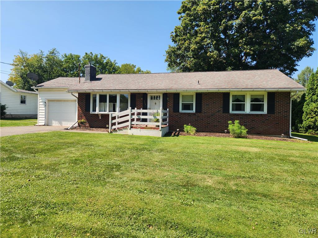 3821 Country Club Road Easton, PA 18045 - Photo 1 of 7 Gallery Image 1