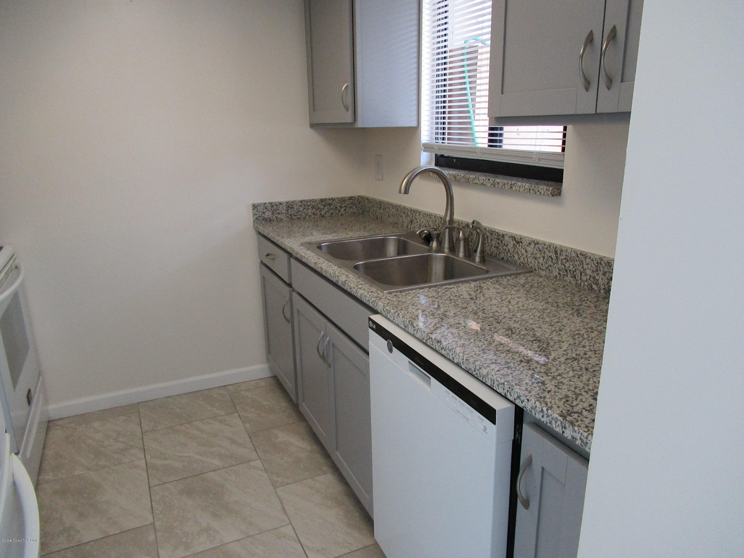 4015 Tree Ridge Lane Northeast Palm Bay, FL 32905 - Photo 3 of 15 Kitchen