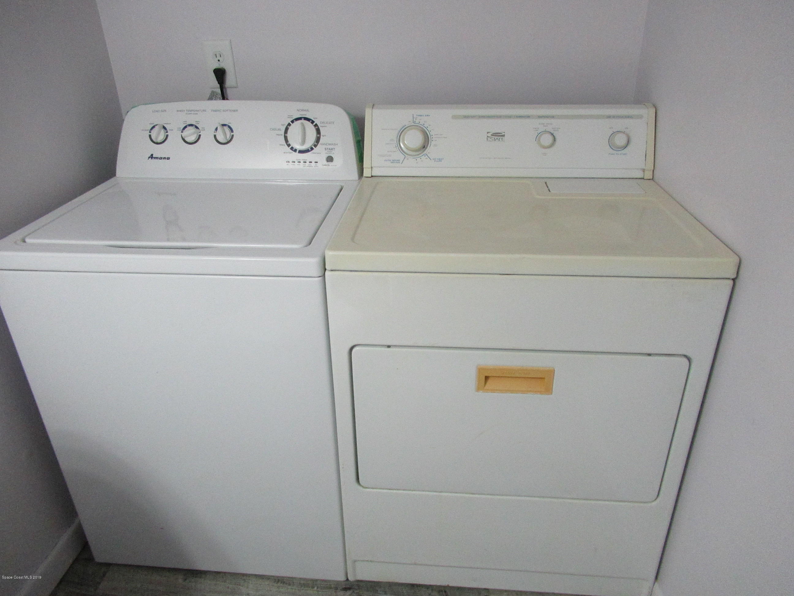 4015 Tree Ridge Lane Northeast Palm Bay, FL 32905 - Photo 9 of 15 Laundry