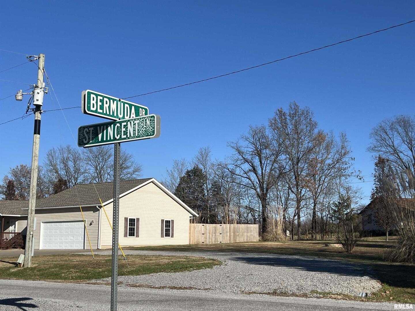 0 St Vincent Lane Marion, IL 62959 - Photo 6 of 8 a view of street with houses