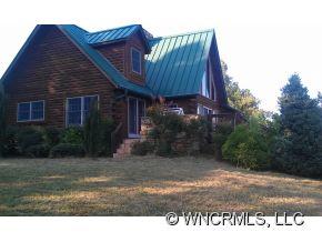 401 Frost Road Saluda, NC 28773 - Photo 4 of 6 Gallery Image 4